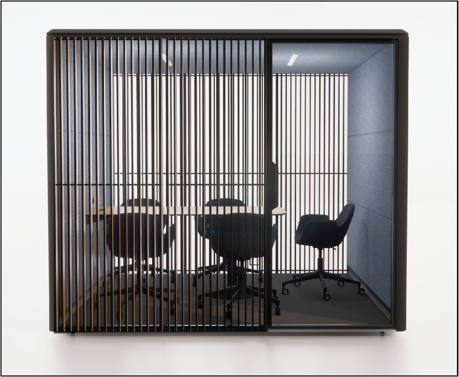 QUBIQ Room-2: Optional privacy blinds at the front